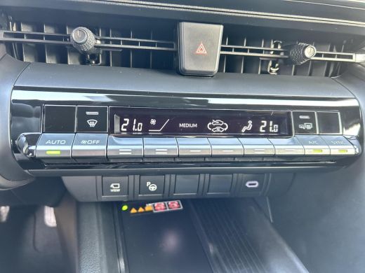 Toyota C-HR 2.0 Hybrid 200 First Edition ActivLease financial lease
