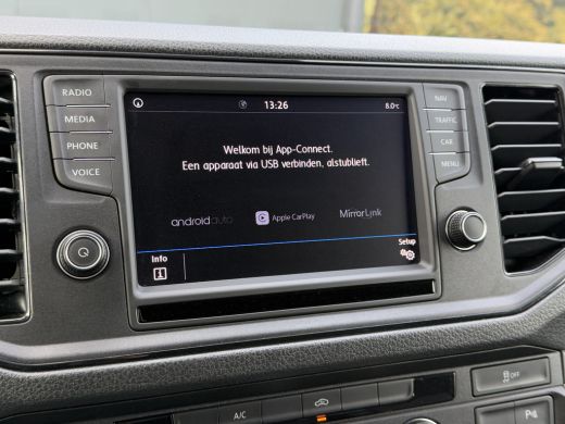 Volkswagen Crafter 35 2.0 TDI 141 PK HIGHLINE+ / L4H3 / 1e EIG. / NETTE BUS / AIRCO / CRUISE / NAVI / CAMERA / 3-ZITS ActivLease financial lease