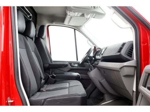 Volkswagen Crafter 35 2.0 TDI 177pk E6 RWD L3H3 (L2H2) Navi/Camera Trekhaak 3500kg 01-2019 ActivLease financial lease