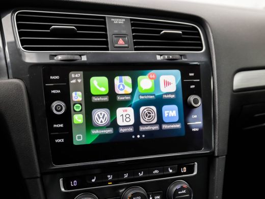 Volkswagen GOLF Variant 1.0 TSI Sportline Automaat (DIGITAL COCKPIT, GROOT NAVI, APPLE CARPLAY, VIRTUAL COCKPIT, MASSAGE,... ActivLease financial lease