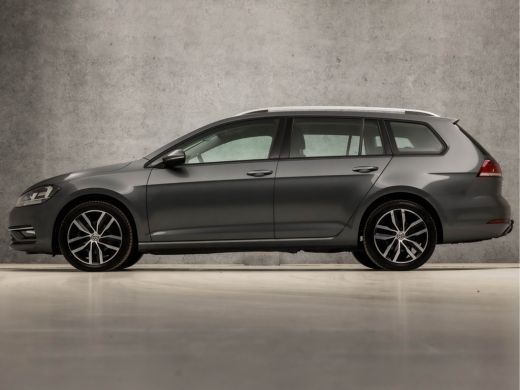 Volkswagen GOLF Variant 1.0 TSI Sportline Automaat (DIGITAL COCKPIT, GROOT NAVI, APPLE CARPLAY, VIRTUAL COCKPIT, MASSAGE,... ActivLease financial lease