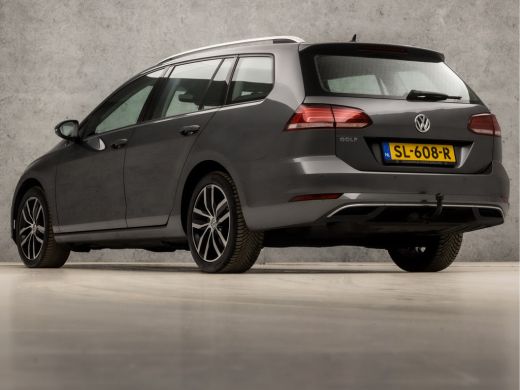 Volkswagen GOLF Variant 1.0 TSI Sportline Automaat (DIGITAL COCKPIT, GROOT NAVI, APPLE CARPLAY, VIRTUAL COCKPIT, MASSAGE,... ActivLease financial lease