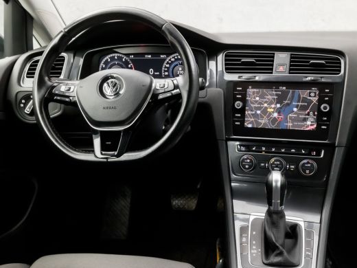 Volkswagen GOLF Variant 1.0 TSI Sportline Automaat (DIGITAL COCKPIT, GROOT NAVI, APPLE CARPLAY, VIRTUAL COCKPIT, MASSAGE,... ActivLease financial lease