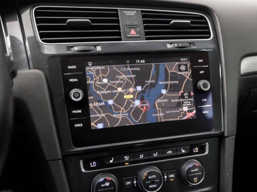 Volkswagen GOLF Variant 1.0 TSI Sportline Automaat (DIGITAL COCKPIT, GROOT NAVI, APPLE CARPLAY, VIRTUAL COCKPIT, MASSAGE,... ActivLease financial lease