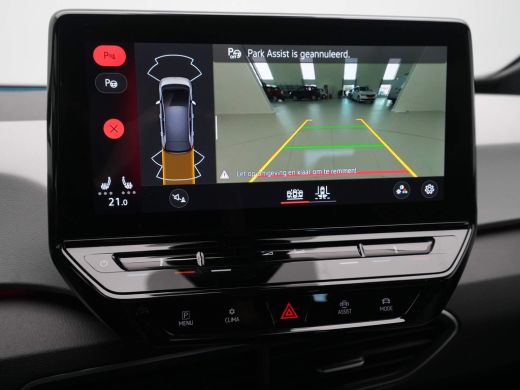 Volkswagen ID.3 Pro Edition Advantage 58 kWh 204pk Navigatie Camera Clima Acc 218 ActivLease financial lease