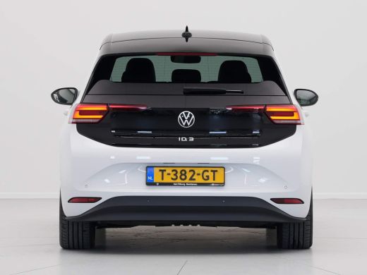 Volkswagen ID.3 Pro Edition Advantage 58 kWh 204pk Navigatie Camera Clima Acc 218 ActivLease financial lease