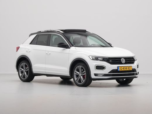 Volkswagen T-Roc 1.5 TSI 150pk Sport R-Line Panorama Trekhaak El. Klep Navigatie 24 ActivLease financial lease