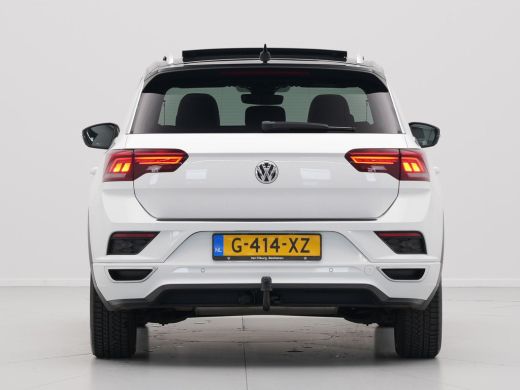 Volkswagen T-Roc 1.5 TSI 150pk Sport R-Line Panorama Trekhaak El. Klep Navigatie 24 ActivLease financial lease
