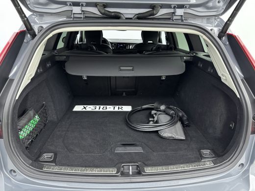 Volvo  V60 Volvo 2.0 T6 Plug-in hybrid AWD Plus Dark | Blis | Lederen bekleding | Stoel + Stuurverw. | PDC +... ActivLease financial lease