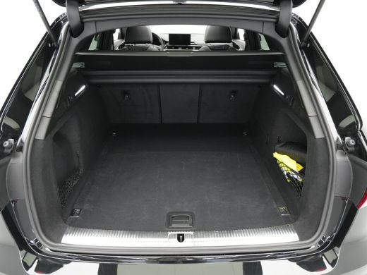 Audi A4 Avant 35 TFSI S edition Competition Panoramadak S Line Keyless 48 ActivLease financial lease