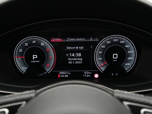 Audi A4 Avant 35 TFSI S edition Competition Panoramadak S Line Keyless 48 ActivLease financial lease