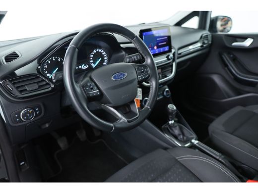 Ford Fiesta 1.0 EcoBoost Titanium | Trekhaak | LED | Navigatie | Clima | Parkeersensoren | Cruise Control | L... ActivLease financial lease