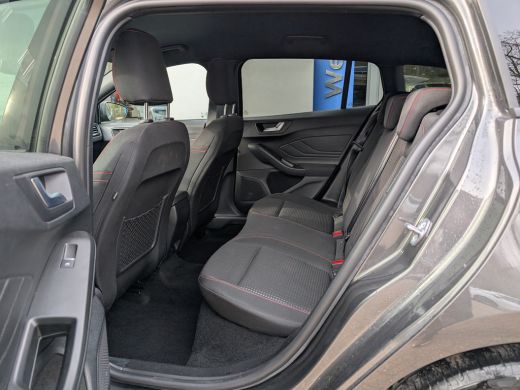 Ford FOCUS Wagon 1.0 EcoBoost Hybrid ST Line | Camera | Winterpack| Parkingpack | Fabrieksgarantie tot 19-6-2025 ActivLease financial lease