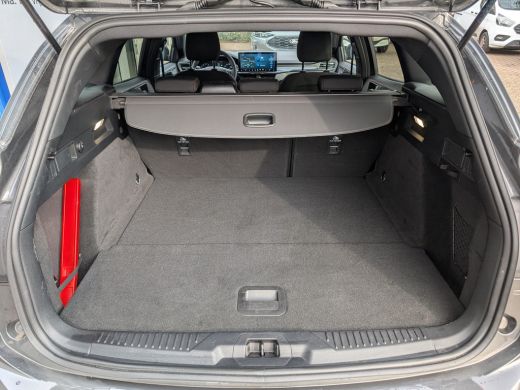 Ford FOCUS Wagon 1.0 EcoBoost Hybrid ST Line | Camera | Winterpack| Parkingpack | Fabrieksgarantie tot 19-6-2025 ActivLease financial lease