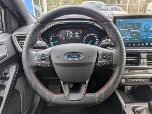 Ford FOCUS Wagon 1.0 EcoBoost Hybrid ST Line | Camera | Winterpack| Parkingpack | Fabrieksgarantie tot 19-6-2025 ActivLease financial lease