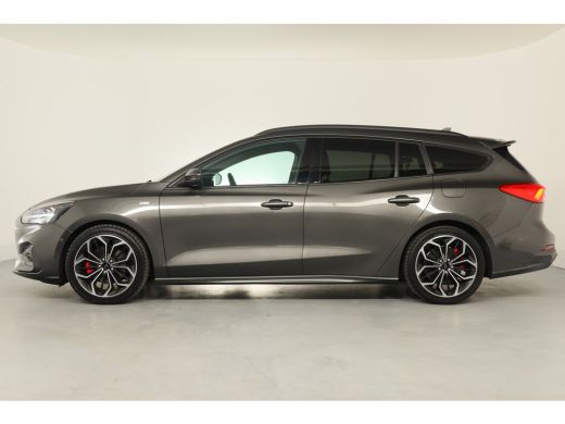 Ford FOCUS Wagon 1.0 EcoBoost ST Line Business | Dealer Onderhouden! | Trekhaak | Winter Pack | B&O | LED | Clima ... ActivLease financial lease
