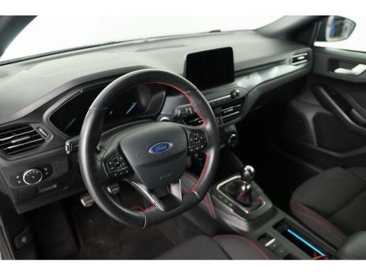 Ford FOCUS Wagon 1.0 EcoBoost ST Line Business | Dealer Onderhouden! | Trekhaak | Winter Pack | B&O | LED | Clima ... ActivLease financial lease