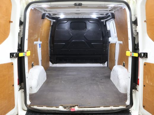 Ford Transit Custom 320 2.0 TDCI 130 PK AUTOMAAT + STOELVERW. | APPLE CARPLAY | CAMERA ActivLease financial lease