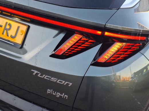 Hyundai Tucson 1.6 T-GDI PHEV Premium 4WD | Kop-Er-Af-Voordeel! | Full Options! | Rijklaarprijs! | Fabrieks-gara... ActivLease financial lease