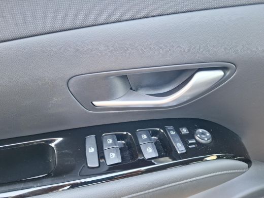Hyundai Tucson 1.6 T-GDI PHEV Premium 4WD | Kop-Er-Af-Voordeel! | Full Options! | Rijklaarprijs! | Fabrieks-gara... ActivLease financial lease