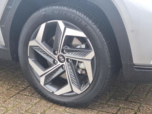 Hyundai Tucson 1.6 T-GDI PHEV Premium Sky 4WD | Kop-Er-Af-Voordeel! | Full Options! | Rijklaarprijs! | Fabrieks-... ActivLease financial lease