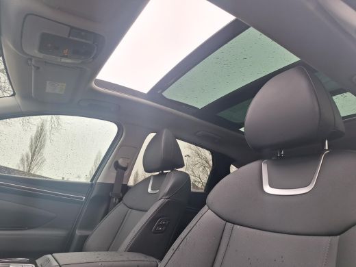 Hyundai Tucson 1.6 T-GDI PHEV Premium Sky 4WD | Kop-Er-Af-Voordeel! | Full Options! | Rijklaarprijs! | Fabrieks-... ActivLease financial lease