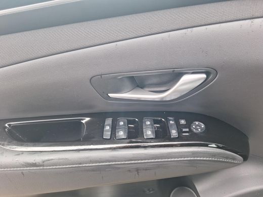 Hyundai Tucson 1.6 T-GDI PHEV Premium Sky 4WD | Kop-Er-Af-Voordeel! | Full Options! | Rijklaarprijs! | Fabrieks-... ActivLease financial lease