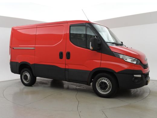 Iveco Daily 35S12V 2.3D + 3500 KG TREKHAAK ActivLease financial lease