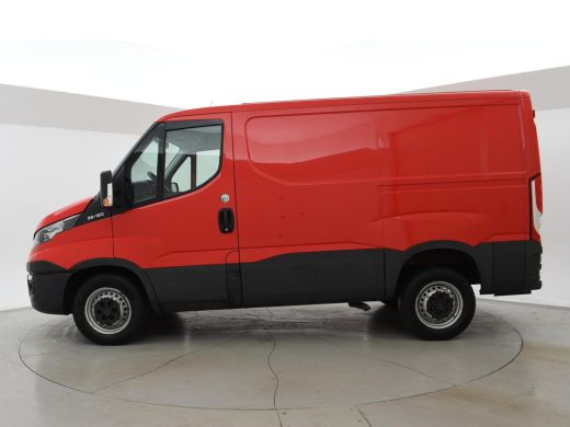 Iveco Daily 35S12V 2.3D + 3500 KG TREKHAAK ActivLease financial lease