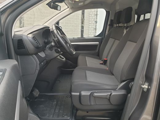 Peugeot Expert 2.0 BlueHDI 180 S&S L3 | 2 zitplaatsen rechtsvoor | Electronic climate controle | Keyless entry/s... ActivLease financial lease