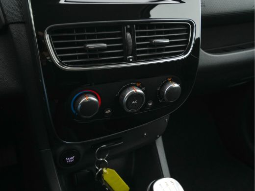 Renault Clio Estate 0.9 TCe Limited *NAVI-FULLMAP | KEYLESS | AIRCO | CARPLAY | PDC | BASS-REFLEX-AUDIO | COMF... ActivLease financial lease