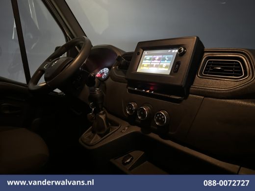 Renault Master 2.3 dCi 135pk L2H2 Euro6 Airco | Camera | Navigatie | Cruisecontrol | 2500kg Trekhaak | Bijrijder... ActivLease financial lease