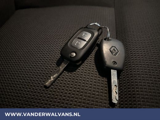 Renault Master 2.3 dCi 136pk L2H2 Euro6 Airco | Camera | Navigatie | Cruisecontrol | Trekhaak | Parkeersensoren ... ActivLease financial lease