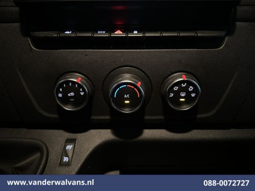 Renault Master 2.3 dCi 135pk L2H2 Euro6 Airco | Camera | Navigatie | Cruisecontrol | 2500kg Trekhaak | Bijrijder... ActivLease financial lease