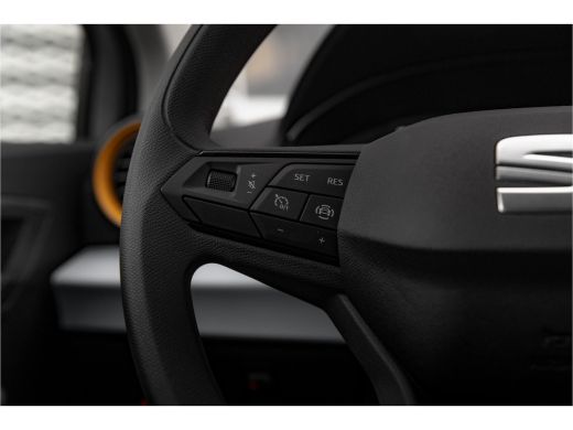 Seat Arona 1.0 EcoTSI Reference | Cruise Control | Airco | Carplay | PDC achter | 16 inch LMV | ActivLease financial lease