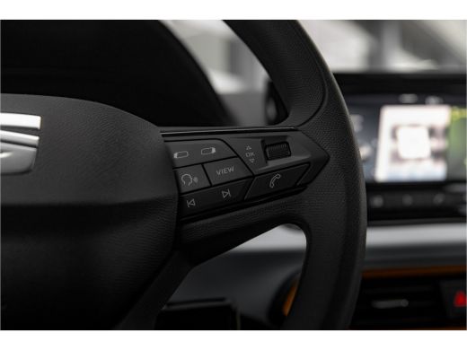 Seat Arona 1.0 EcoTSI Reference | Cruise Control | Airco | Carplay | PDC achter | 16 inch LMV | ActivLease financial lease