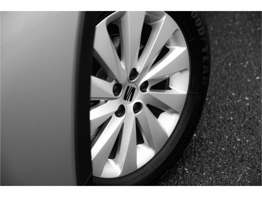 Seat Arona 1.0 EcoTSI Reference | Cruise Control | Airco | Carplay | PDC achter | 16 inch LMV | ActivLease financial lease
