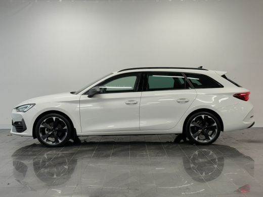 Seat Leon Sportstourer 1.5 eTSI Business Edition | Airco (automatisch) | Apple Carplay/Android Auto|telefoonintegratie p... ActivLease financial lease