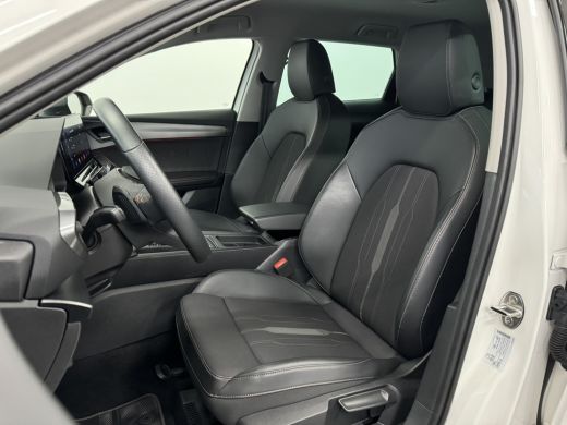 Seat Leon Sportstourer 1.5 eTSI Business Edition | Airco (automatisch) | Apple Carplay/Android Auto|telefoonintegratie p... ActivLease financial lease