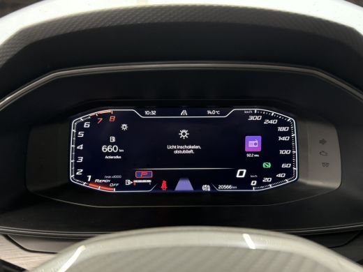 Seat Leon Sportstourer 1.5 eTSI Business Edition | Airco (automatisch) | Apple Carplay/Android Auto|telefoonintegratie p... ActivLease financial lease