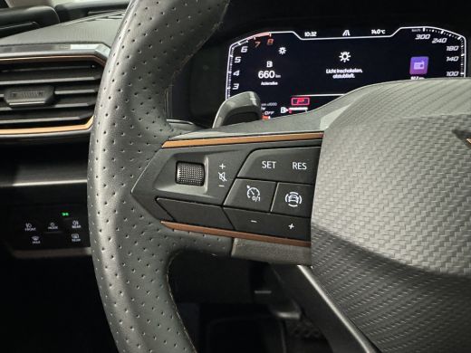 Seat Leon Sportstourer 1.5 eTSI Business Edition | Airco (automatisch) | Apple Carplay/Android Auto|telefoonintegratie p... ActivLease financial lease