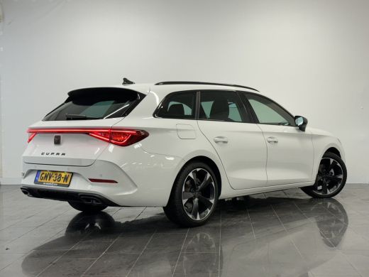 Seat Leon Sportstourer 1.5 eTSI Business Edition | Airco (automatisch) | Apple Carplay/Android Auto|telefoonintegratie p... ActivLease financial lease