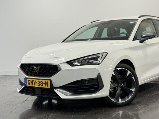Seat Leon Sportstourer 1.5 eTSI Business Edition | Airco (automatisch) | Apple Carplay/Android Auto|telefoonintegratie p... ActivLease financial lease
