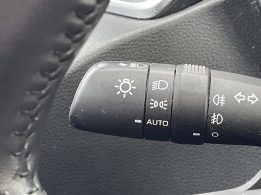 Toyota Corolla Touring Sports 2.0 Hybrid Dynamic **APPLE CARPLAY/ PARKEERSENSOREN/ 36 MAANDEN GARANTIE** ActivLease financial lease