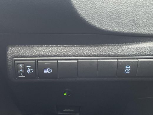 Toyota Corolla Touring Sports 2.0 Hybrid Dynamic **APPLE CARPLAY/ PARKEERSENSOREN/ 36 MAANDEN GARANTIE** ActivLease financial lease