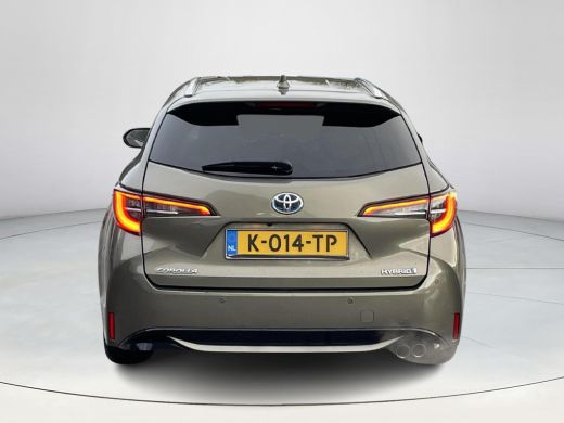 Toyota Corolla Touring Sports 2.0 Hybrid Dynamic **APPLE CARPLAY/ PARKEERSENSOREN/ 36 MAANDEN GARANTIE** ActivLease financial lease