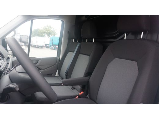 Volkswagen Crafter 30 2.0 TDI L3H2 Trendline 30 2.0 TDI L3H2 Trendline 140 pk Automaat, Airco, App Connect, Achterui... ActivLease financial lease