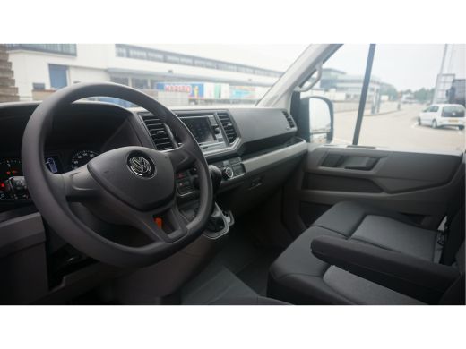 Volkswagen Crafter 30 2.0 TDI L3H2 Trendline 30 2.0 TDI L3H2 Trendline 140 pk Automaat, Airco, App Connect, Achterui... ActivLease financial lease