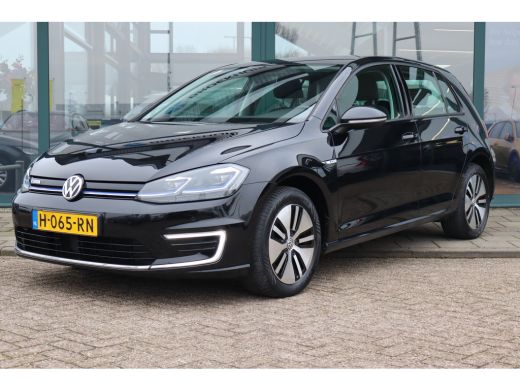 Volkswagen e-Golf E-DITION | Navigatie | Airco | Parkeersensoren | Cruise Control | Volkswagen e-Golf E-DITION | Navigatie | Airco | Parkeersensoren | Cruise Control |