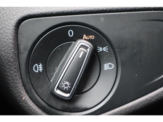Volkswagen e-Golf E-DITION | Navigatie | Airco | Parkeersensoren | Cruise Control | ActivLease financial lease